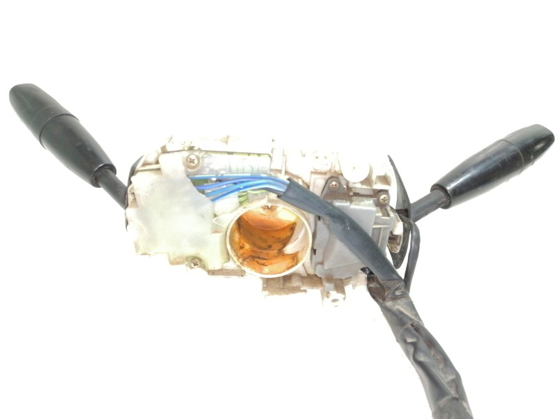 Recambio de mando multifuncion para kia rio ls berlina referencia OEM IAM   