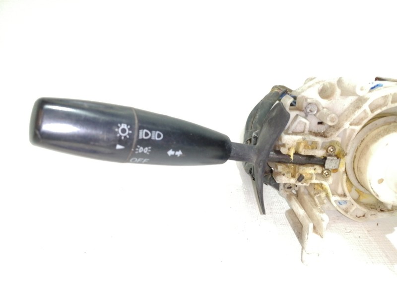 Recambio de mando multifuncion para kia rio ls berlina referencia OEM IAM   