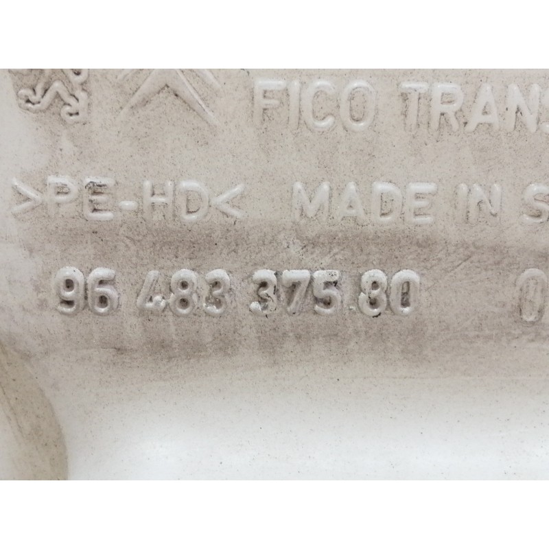 Recambio de deposito limpia para peugeot 207 xs referencia OEM IAM 9648337580  