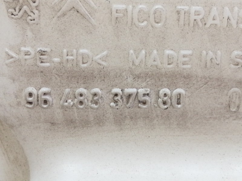 Recambio de deposito limpia para peugeot 207 xs referencia OEM IAM 9648337580  