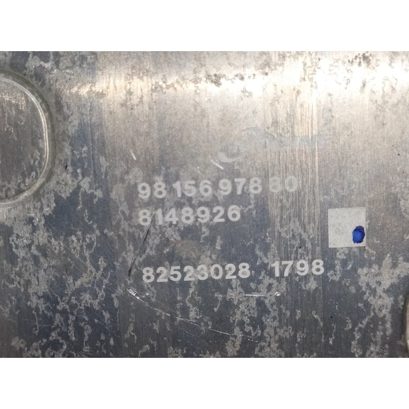 Recambio de enfriador aceite motor para opel crossland x edition referencia OEM IAM 9815697880  