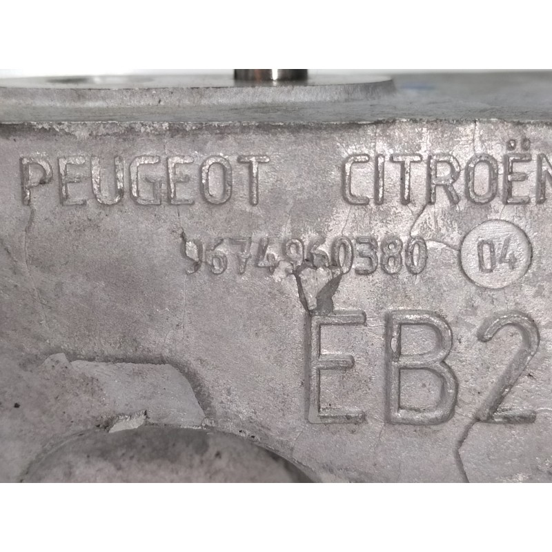 Recambio de soporte motor para opel crossland x edition referencia OEM IAM 9674960380  