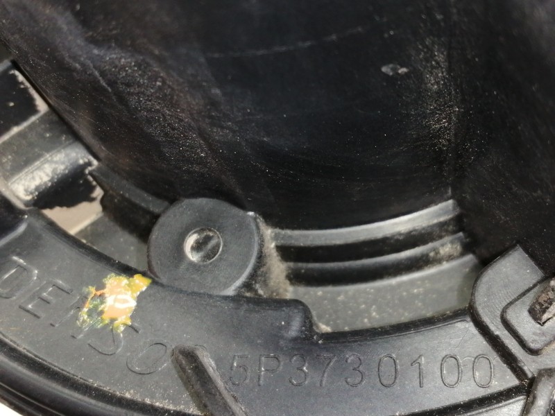 Recambio de motor calefaccion para dacia sandero ambiance referencia OEM IAM 5P3730100  