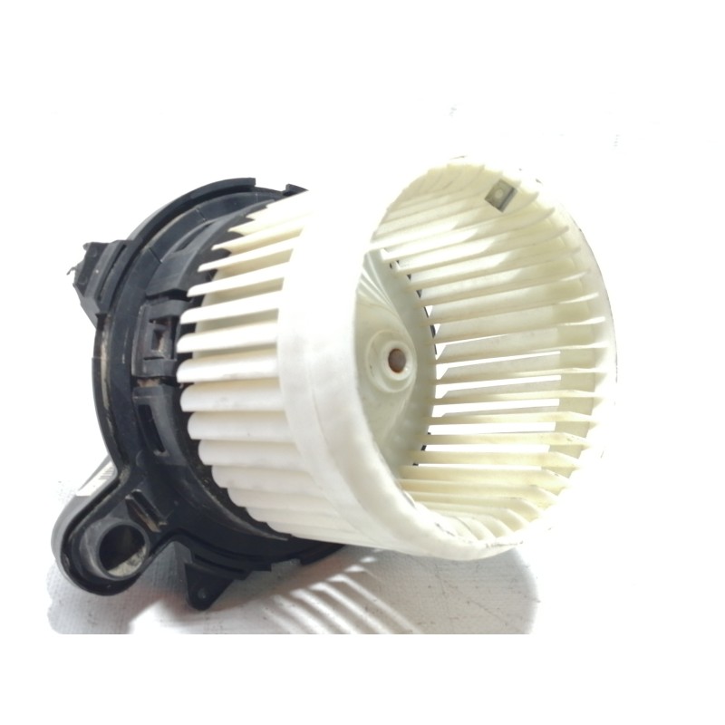 Recambio de motor calefaccion para dacia sandero ambiance referencia OEM IAM 5P3730100  