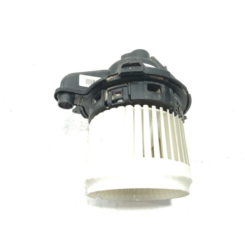 Recambio de motor calefaccion para dacia sandero ambiance referencia OEM IAM 5P3730100  