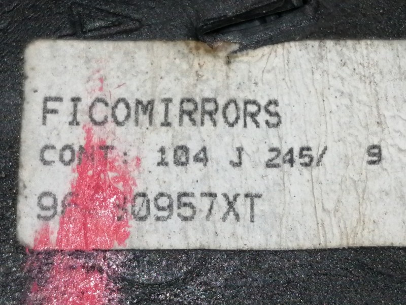 Recambio de retrovisor derecho para peugeot 206 berlina xs-line referencia OEM IAM 96480957XT  ELECTRICO