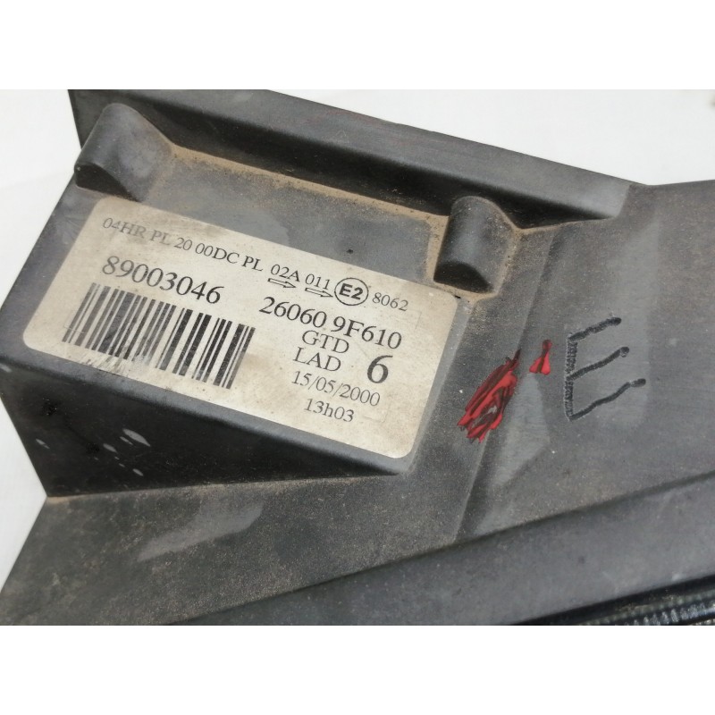 Recambio de faro izquierdo para nissan primera berlina (p11) comfort referencia OEM IAM 89003046  