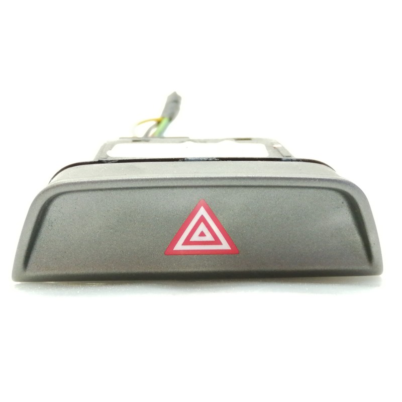 Recambio de warning para kia sportage spirit 2wd referencia OEM IAM 937903U010DC8  