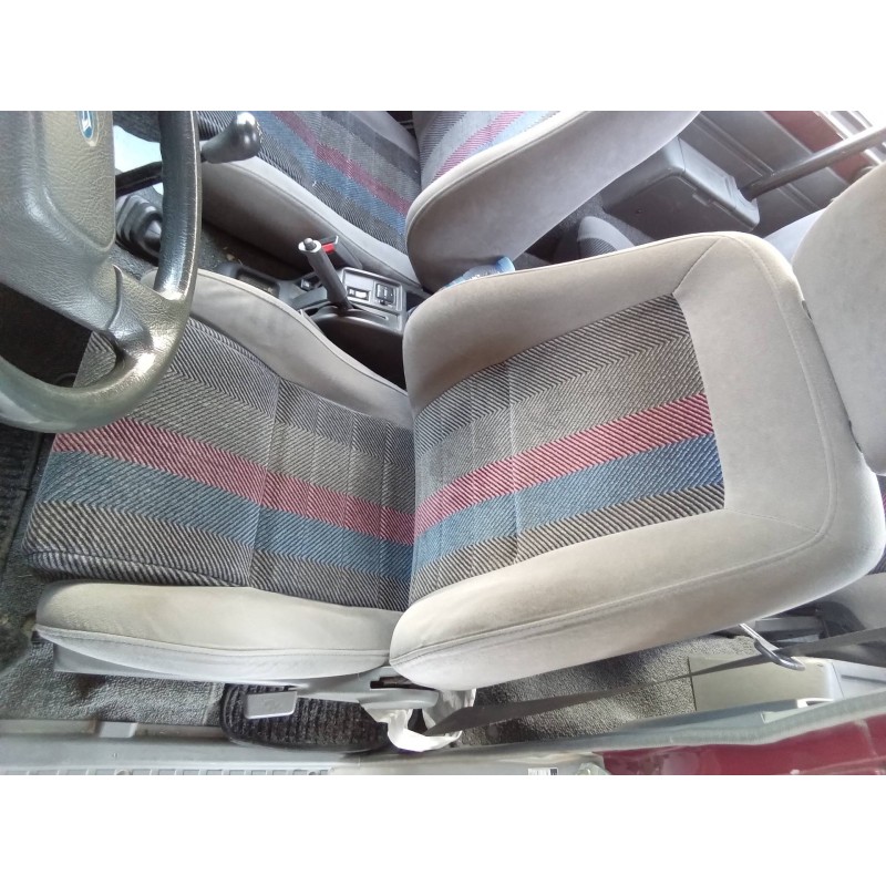 Recambio de asiento delantero izquierdo para daihatsu feroza f300lg referencia OEM IAM   