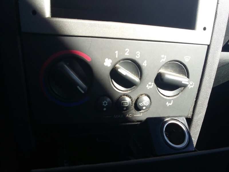 Recambio de mando calefaccion / aire acondicionado para opel meriva cosmo referencia OEM IAM 13130493  