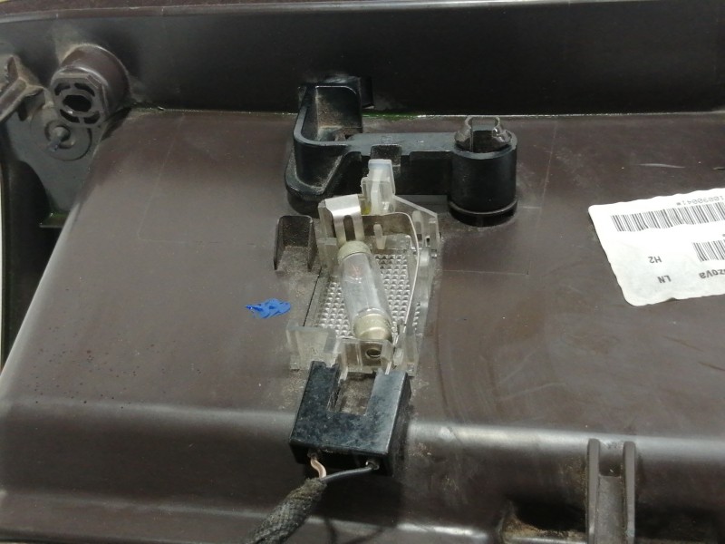 Recambio de guantera para opel insignia berlina cosmo referencia OEM IAM 13273295  