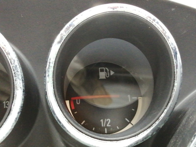 Recambio de cuadro instrumentos para opel insignia berlina cosmo referencia OEM IAM 365903926H  