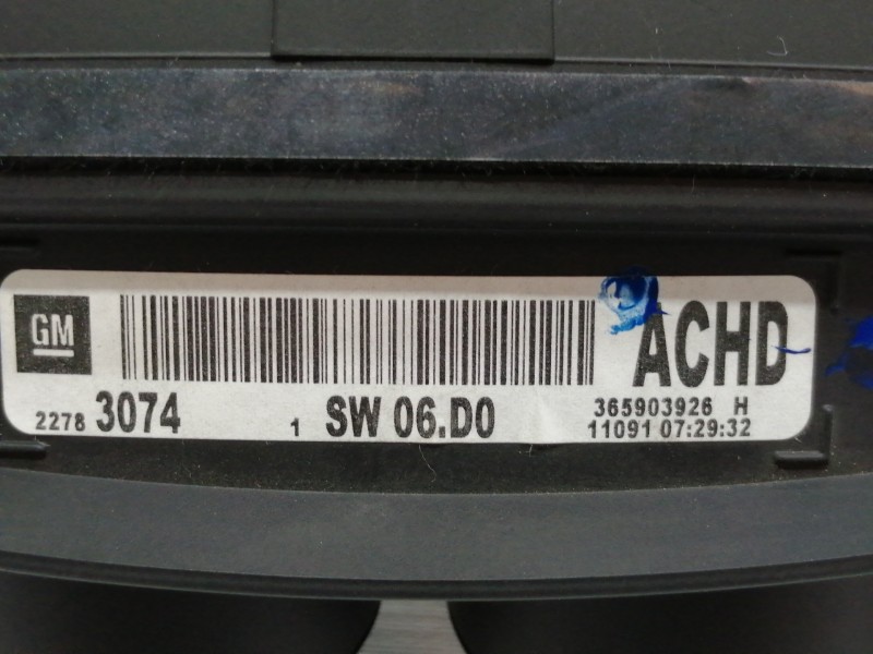 Recambio de cuadro instrumentos para opel insignia berlina cosmo referencia OEM IAM 365903926H  