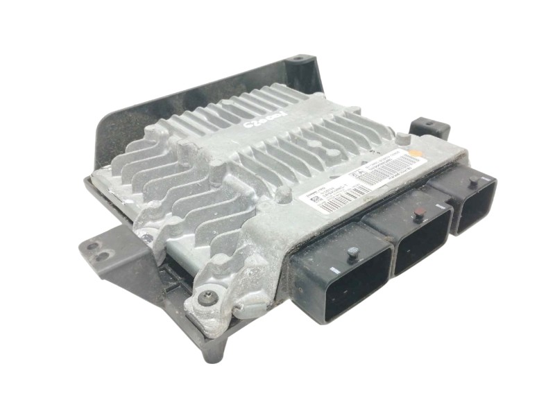 Recambio de centralita motor uce para citroën c5 berlina exclusive referencia OEM IAM 5WS40388CT  