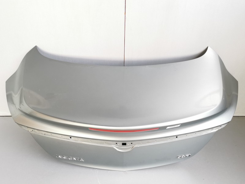 Recambio de porton trasero para opel insignia berlina cosmo referencia OEM IAM TAPAMALETERO  