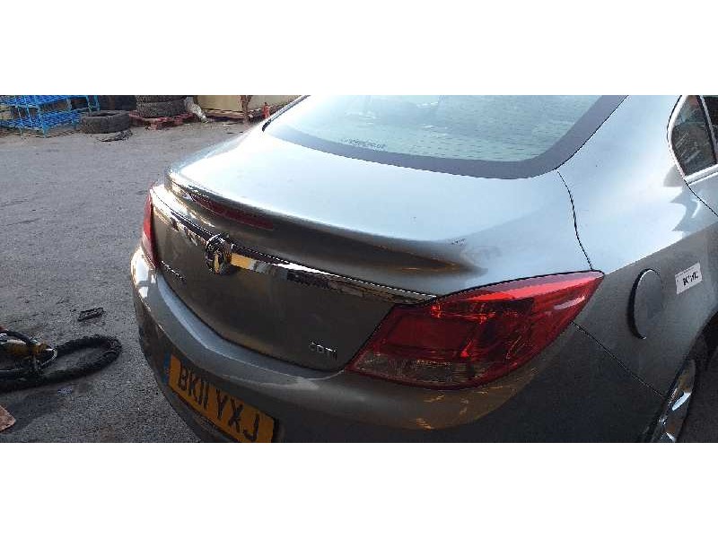 Recambio de porton trasero para opel insignia berlina cosmo referencia OEM IAM TAPAMALETERO  