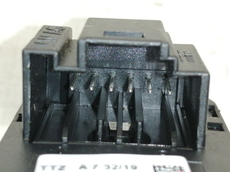 Recambio de mando retrovisor para cupra ateca 2.0tsi 4drive referencia OEM IAM 5F0959565E  