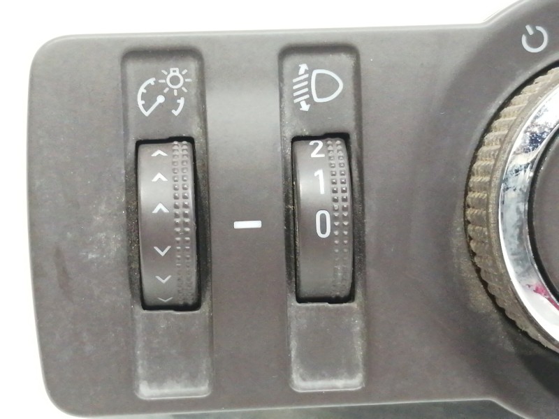 Recambio de mando luces para opel insignia berlina cosmo referencia OEM IAM 13268714 251781 