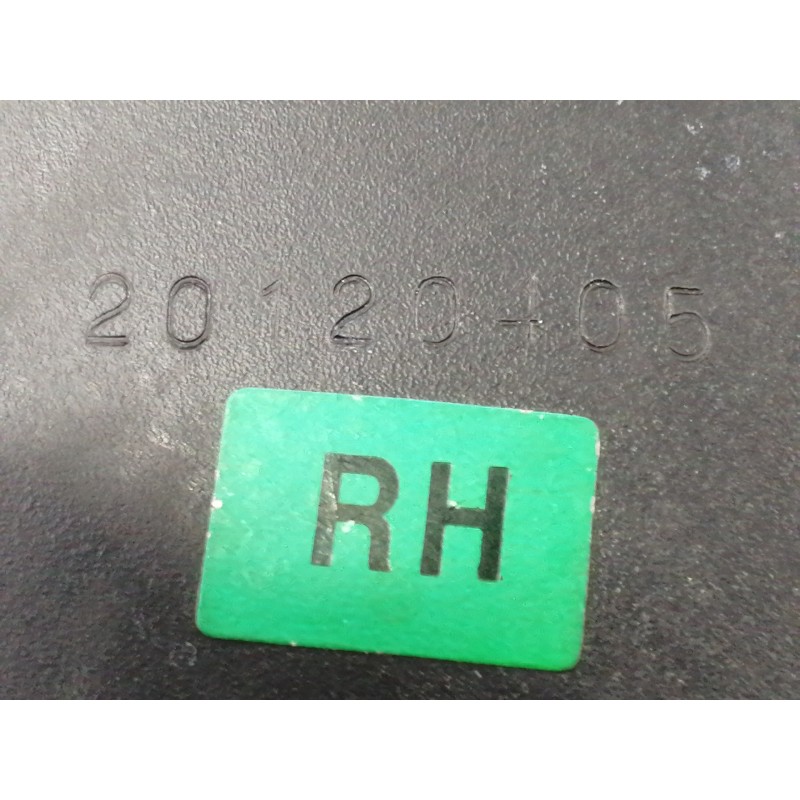 Recambio de enganche cinturon trasero derecho para cupra ateca 2.0tsi 4drive referencia OEM IAM 20120405  