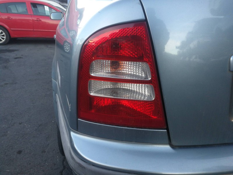 Recambio de piloto trasero izquierdo para skoda octavia berlina (1u2) comfort referencia OEM IAM 1U6945095  