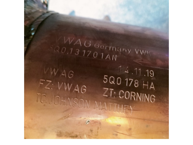 Recambio de tubo escape completo para cupra ateca 2.0tsi 4drive referencia OEM IAM 5Q0131701AN 300253719A / 5Q0131731Q 5Q0131783