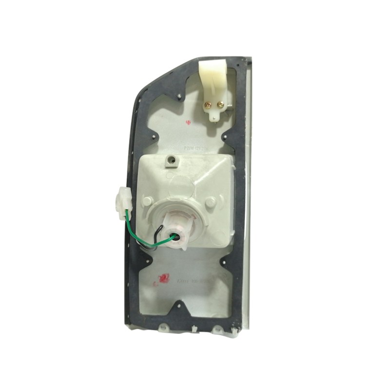 Recambio de piloto trasero derecho para suzuki vitara se/sv (et) 1.6 16v techo metálico superlujo referencia OEM IAM 23632236  