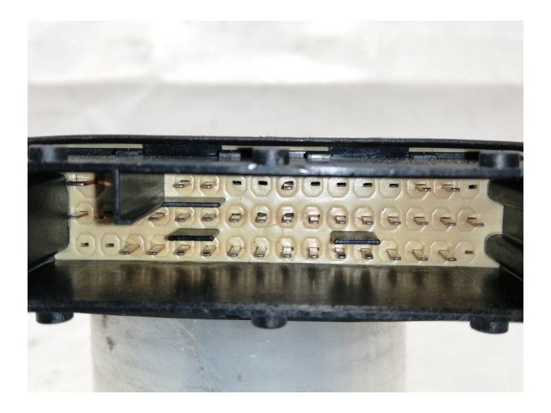 Recambio de centralita cierre para opel vectra c berlina comfort referencia OEM IAM 13111456  