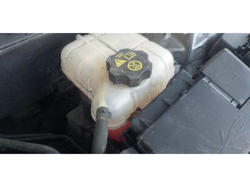 Recambio de deposito expansion para opel insignia berlina cosmo referencia OEM IAM 13220124  