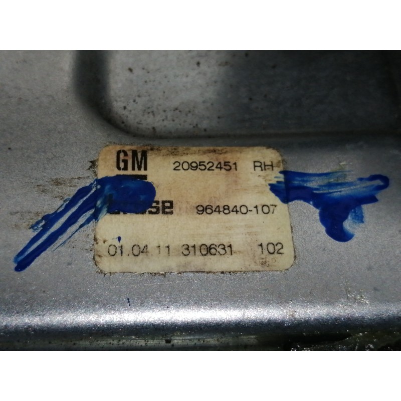 Recambio de elevalunas trasero derecho para opel insignia berlina cosmo referencia OEM IAM 20952451 966307104 966309102