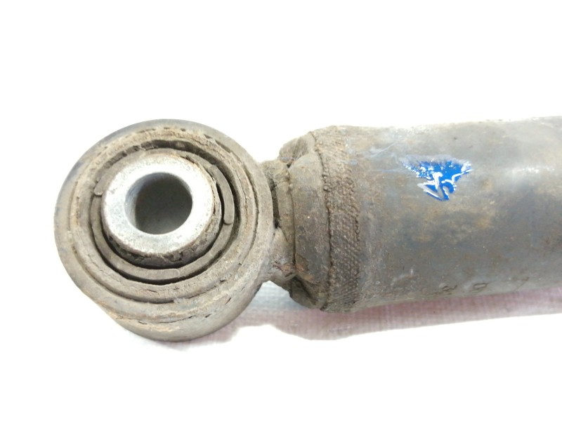 Recambio de amortiguador trasero derecho para opel insignia berlina cosmo referencia OEM IAM   