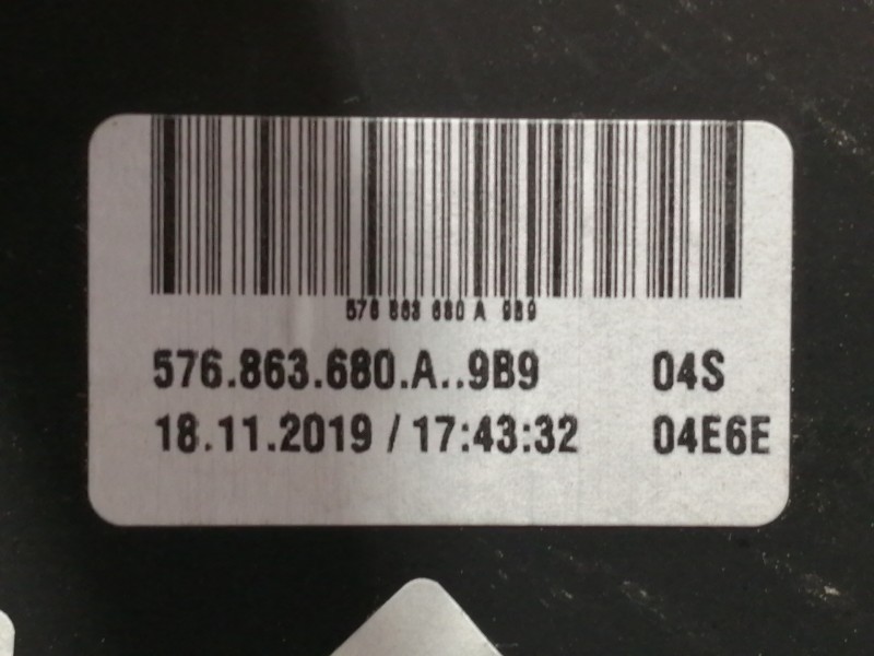 Recambio de salpicadero para cupra ateca 2.0tsi 4drive referencia OEM IAM 576863681ABC  