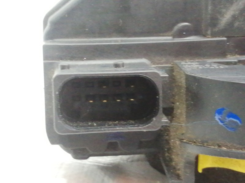 Recambio de cerradura puerta trasera izquierda para opel insignia berlina cosmo referencia OEM IAM 13578022  