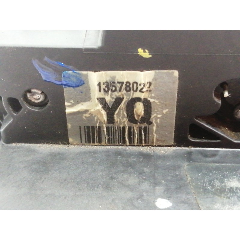 Recambio de cerradura puerta trasera izquierda para opel insignia berlina cosmo referencia OEM IAM 13578022  