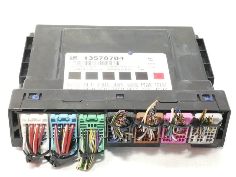 Recambio de modulo electronico para opel insignia berlina cosmo referencia OEM IAM 13578704  