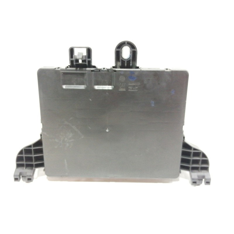 Recambio de caja reles / fusibles para opel insignia berlina cosmo referencia OEM IAM 13277321  