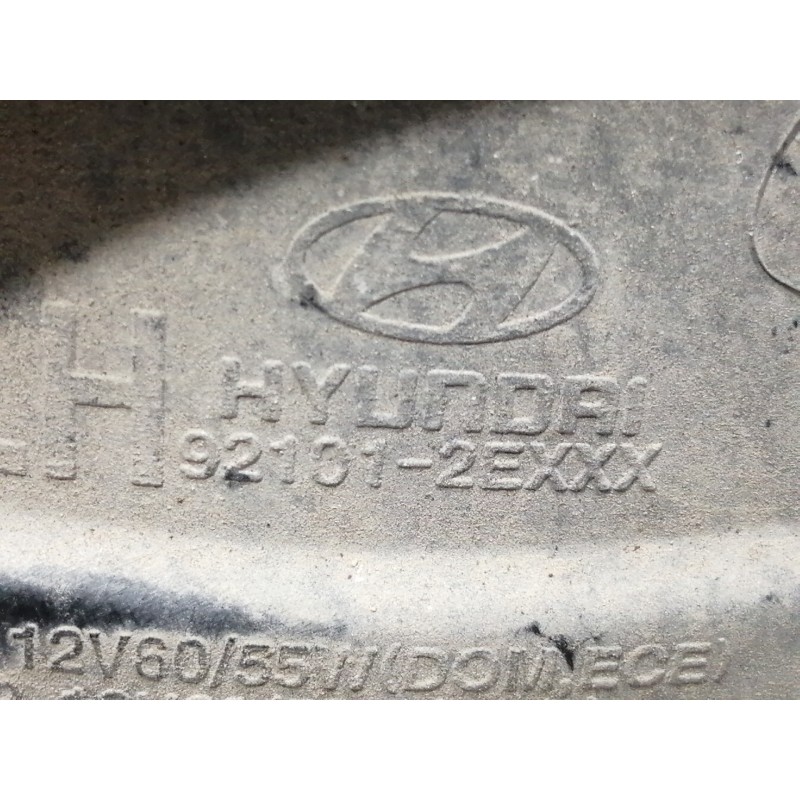 Recambio de faro izquierdo para hyundai tucson (jm) 2.0 comfort referencia OEM IAM 921012EXXX  