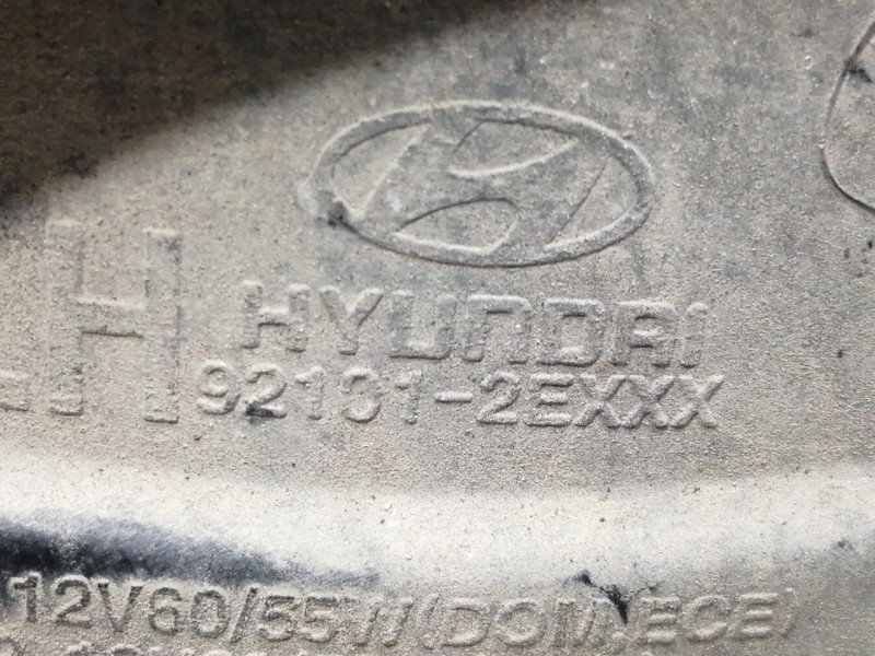 Recambio de faro izquierdo para hyundai tucson (jm) 2.0 comfort referencia OEM IAM 921012EXXX  