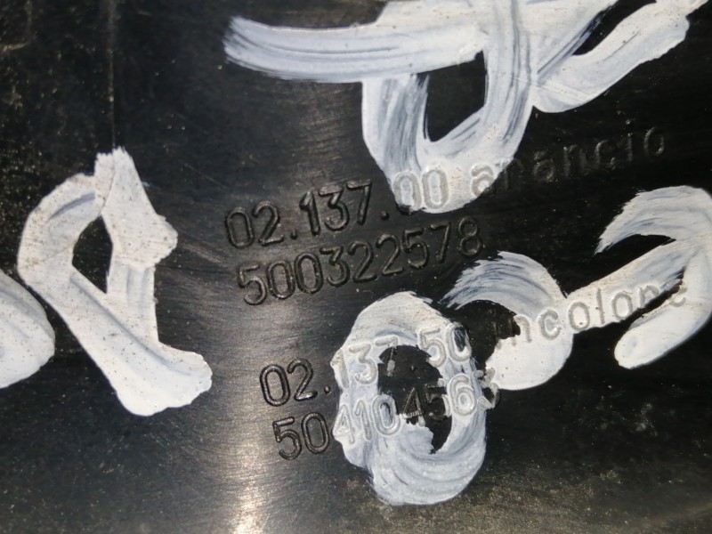 Recambio de piloto lateral izquierdo para citroën c4 berlina lx referencia OEM IAM 500322578 504104563 