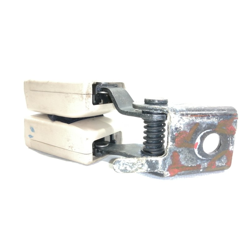 Recambio de enganche cinturon trasero derecho para opel insignia berlina cosmo referencia OEM IAM 13267111  