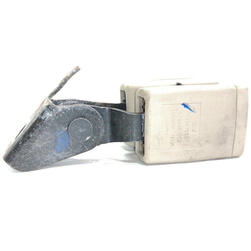 Recambio de enganche cinturon trasero derecho para opel insignia berlina cosmo referencia OEM IAM 13267111  