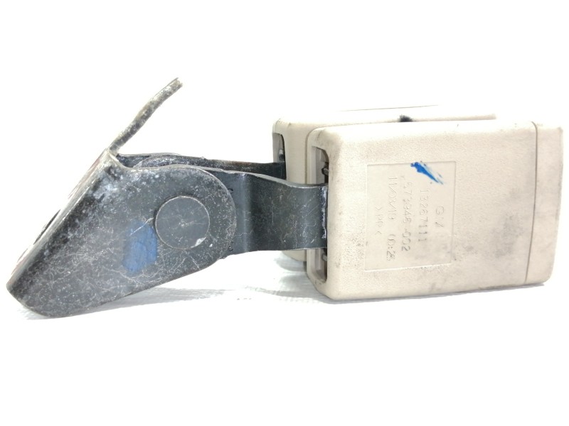 Recambio de enganche cinturon trasero derecho para opel insignia berlina cosmo referencia OEM IAM 13267111  