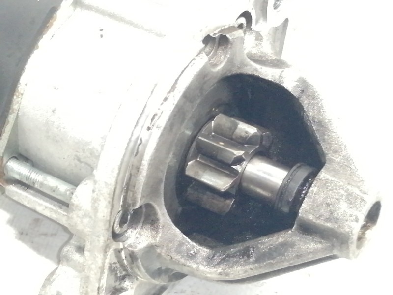 Recambio de motor arranque para hyundai tucson (jm) 2.0 comfort referencia OEM IAM 335773  