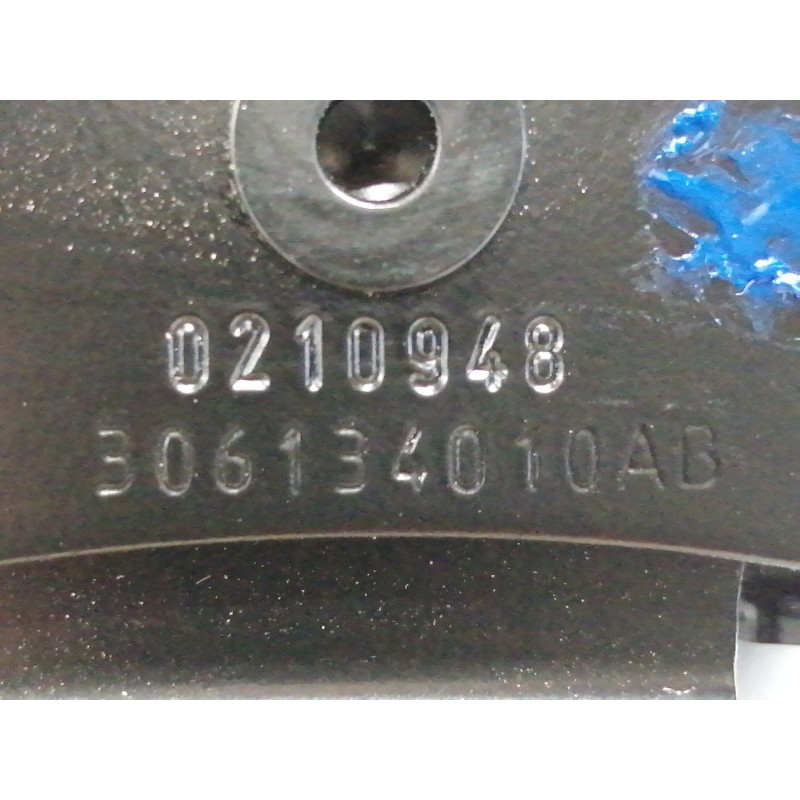 Recambio de cinturon seguridad trasero izquierdo para opel insignia berlina cosmo referencia OEM IAM 13267148 A045014 306134010A