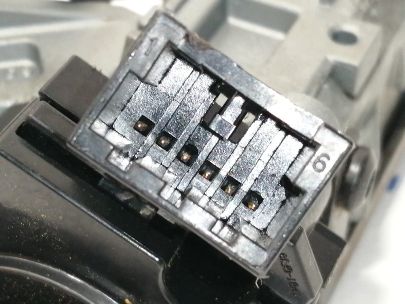 Recambio de conmutador de arranque para opel insignia berlina cosmo referencia OEM IAM 20939745  