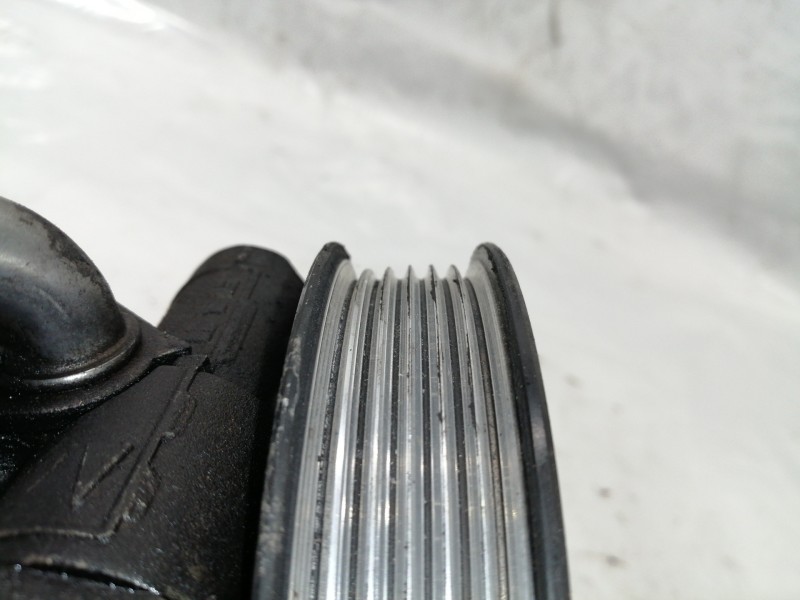 Recambio de bomba direccion para volkswagen touareg (7l6) v6 tdi referencia OEM IAM 7L8422154  