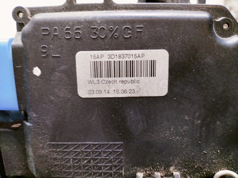 Recambio de cerradura puerta delantera izquierda para volkswagen touareg (7l6) v6 tdi referencia OEM IAM 3D1837015AP  