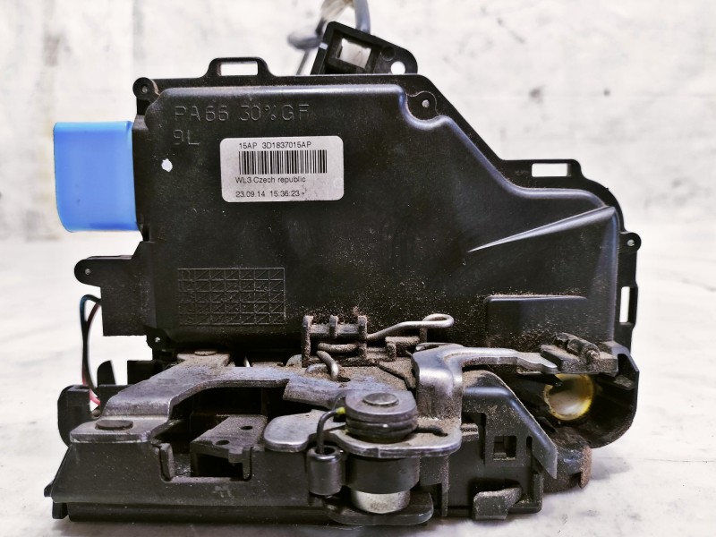 Recambio de cerradura puerta delantera izquierda para volkswagen touareg (7l6) v6 tdi referencia OEM IAM 3D1837015AP  