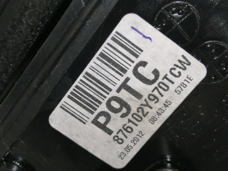 Recambio de retrovisor izquierdo para hyundai ix35 classic 2wd referencia OEM IAM 027457  