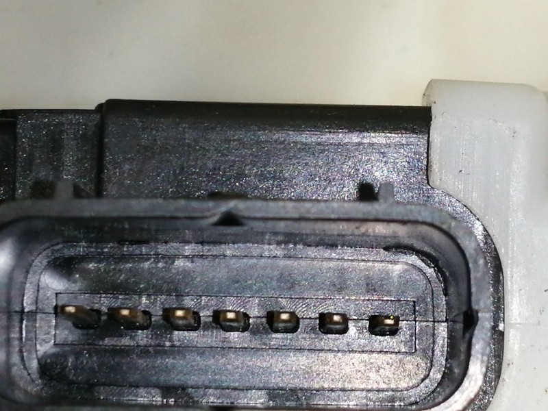 Recambio de elevalunas delantero derecho para hyundai ix35 classic 2wd referencia OEM IAM 813202Y020  