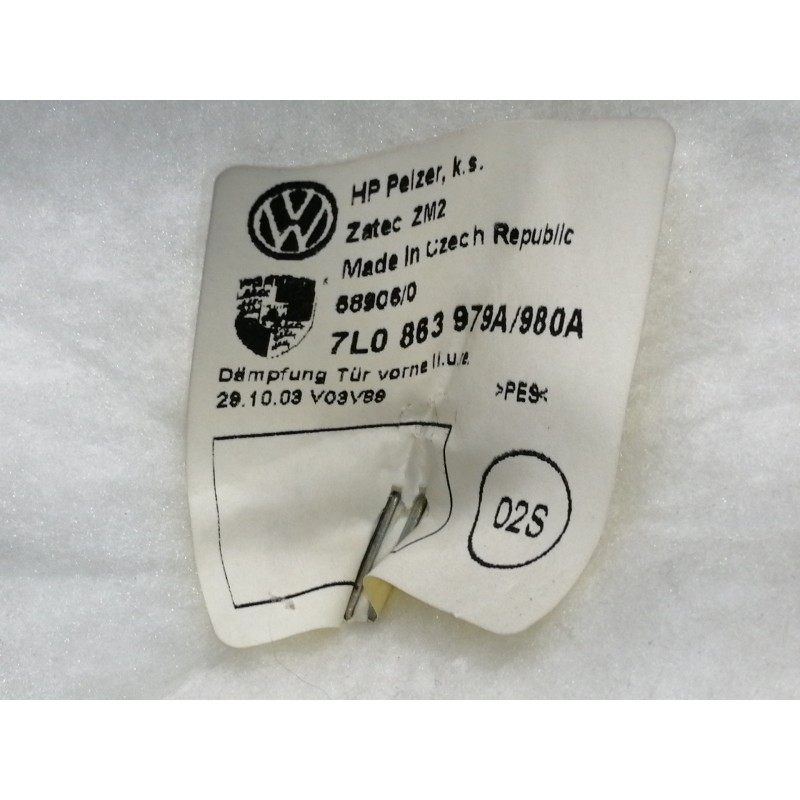 Recambio de guarnecido puerta delantera derecha para volkswagen touareg (7l6) v6 tdi referencia OEM IAM 7L6867012EJ 7L0863980A 7